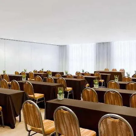 Sheraton Milano Malpensa Airport Hotel Ferno