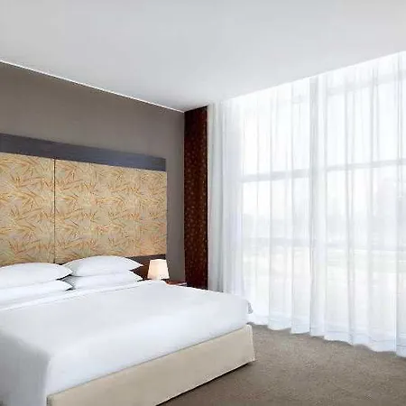 Sheraton Milano Malpensa Airport 4*