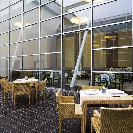 Hotel Sheraton Milano Malpensa Airport 4*