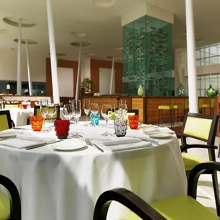 Hotel Sheraton Milano Malpensa Airport Ferno