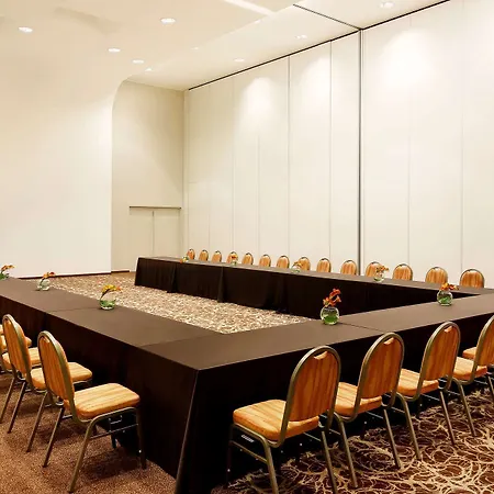 Sheraton Milano Malpensa Airport Hotel 4*